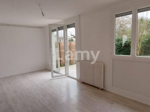 Maison à louer 720 € 4 pièces 80 m² Pegaux Le Passage 47520