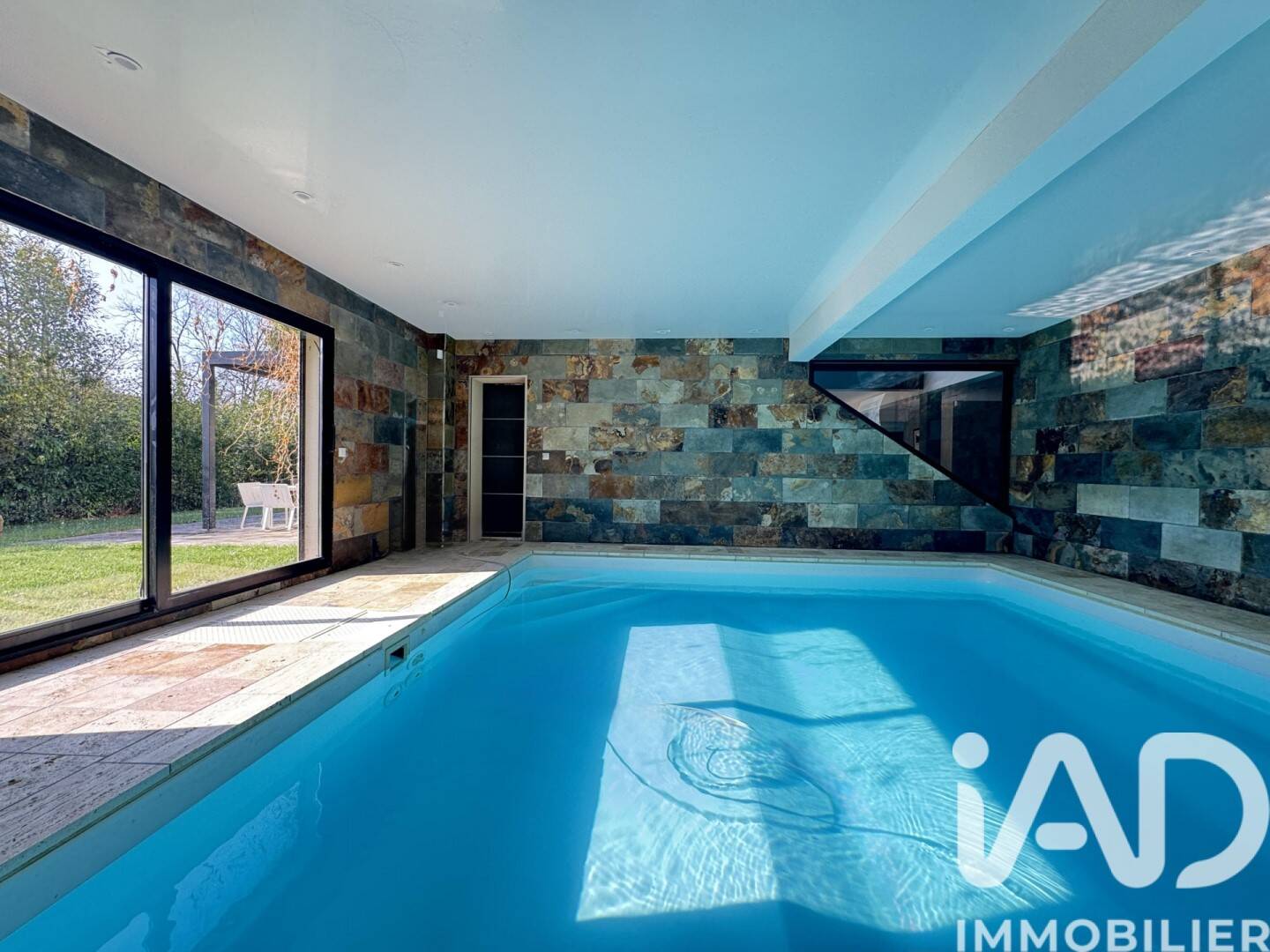 Maison à vendre, 400m², SAINT LEGER EN YVELINES
