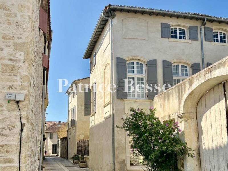 Maison à vendre, 1152m², NIMES