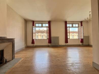 Duplex à vendre 294 000 € 6 pièces 4 chambres 200 m² 2ème étage Centre Ville Montauban 82000