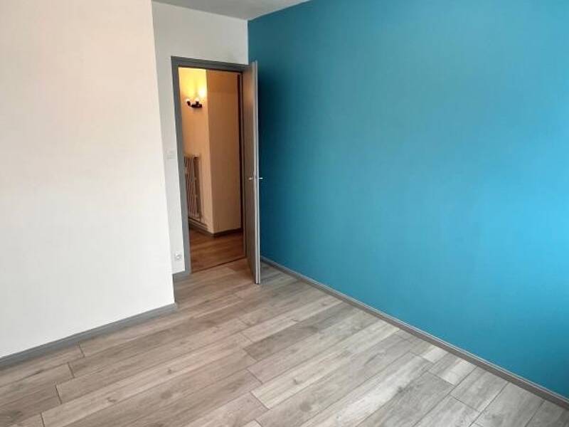 Maison à louer, 77m², CLUSES