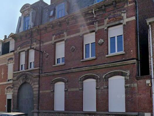 Maison à vendre 336 000 € 6 pièces 6 chambres 305 m² 1 574 m² de terrain Le Centre Ville Somain 59490