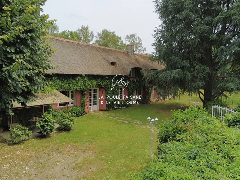 Maison à vendre, 350m², POIGNY LA FORET