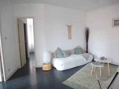 Appartement à louer 475 € 2 pièces 1 chambre 55 m² Étage 2/3 Centre Ville Montauban 82000