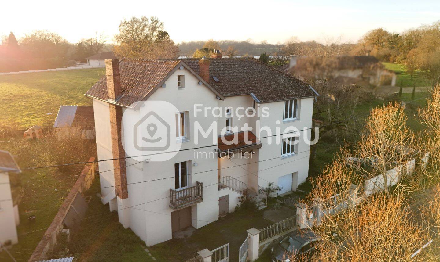 Maison à vendre, 184m², SAINT PAUL DE VARAX