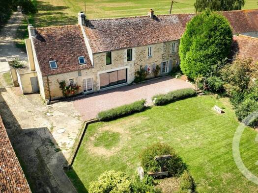 Maison à vendre 373 000 € 6 pièces 4 chambres 210 m² 5 275 m² de terrain Fresné-la-Mère 14700