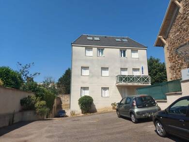 Garage/Stationnement à louer 70 € Rive de Seine Sud Est Melun 77000