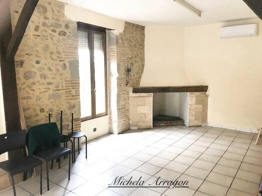 Maison de ville à vendre 89 900 € 3 pièces 2 chambres 74 m² 271 m² de terrain Saint-Pastour 47290