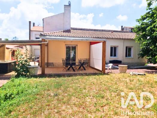 Maison à vendre 550 000 € 10 pièces 5 chambres 250 m² 1 312 m² de terrain Champlain Rochefort 17300
