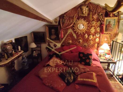 Appartement en viager 66 000 € 1 pièce 30 m² Étage 3/3 La Ville L'Isle-sur-la-Sorgue 84800