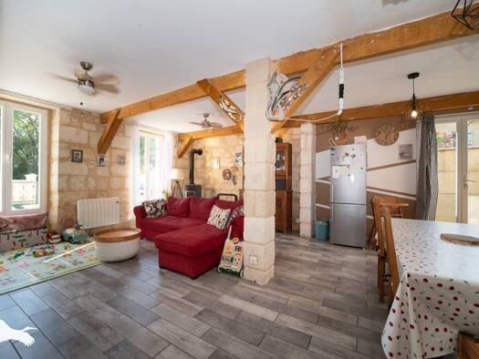 Maison à vendre 257 152 € 5 pièces 4 chambres 114 m² 333 m² de terrain Bayon-sur-Gironde 33710