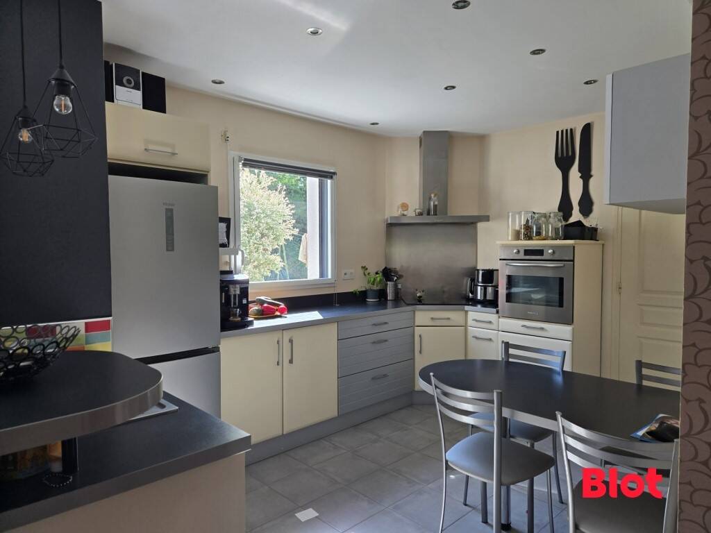 Maison à vendre, 125m², SAINT SAUVEUR DES LANDES