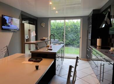Maison à vendre 229 000 € 8 pièces 4 chambres 196 m² 1 525 m² de terrain Gomelange 57220