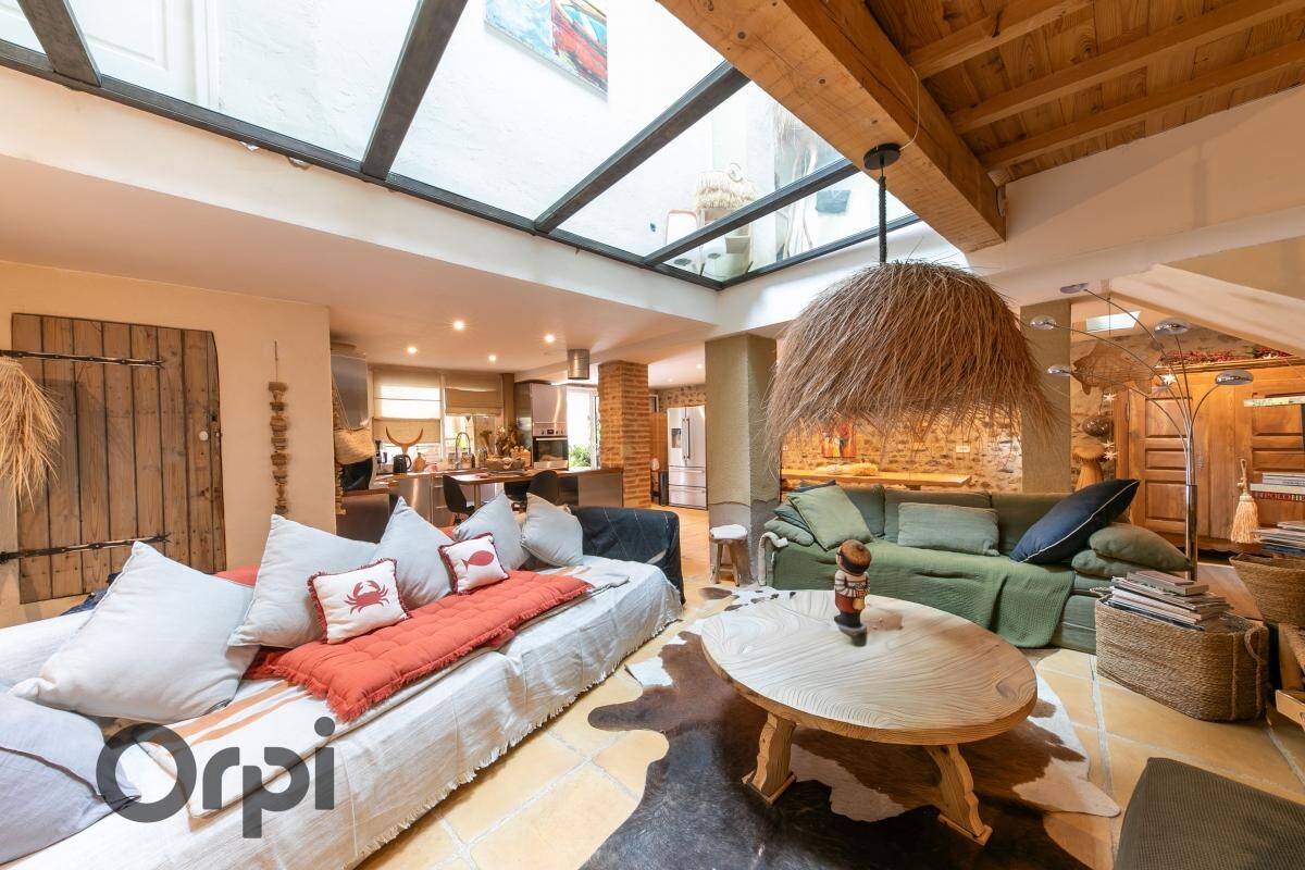 Maison à vendre, 226m², PEZILLA LA RIVIERE