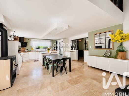 Maison à vendre 439 000 € 6 pièces 4 chambres 144 m² 1 100 m² de terrain Aubignan 84810