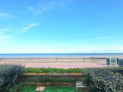 Appartement à vendre 314 000 € 2 pièces 1 chambre 37 m² RDC/5 Cabourg 14390