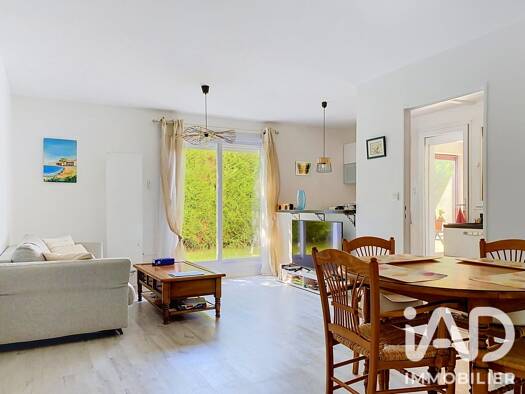 Appartement à vendre 265 000 € 4 pièces 3 chambres 82 m² RDC/3 Le Parterre Dourdan 91410