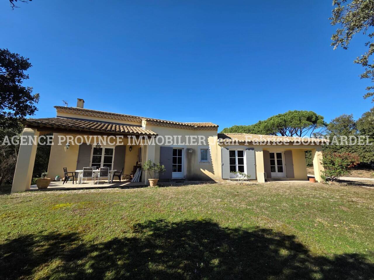 Maison à vendre, 140m², SUZE LA ROUSSE