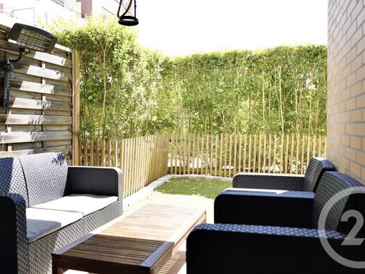 Appartement à louer 787 € 1 pièce 30,5 m² RDC Montévrain 77144