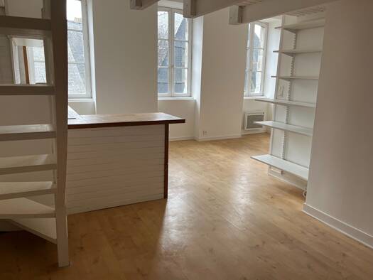 Duplex à louer 555 € 2 pièces 1 chambre 29 m² Étage 3/3 Centre Ville Quimper 29000