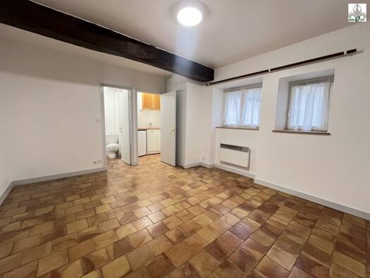 Appartement à louer 430 € 1 pièce 22,1 m² RDC/1 Centre Ville Beaune 21200