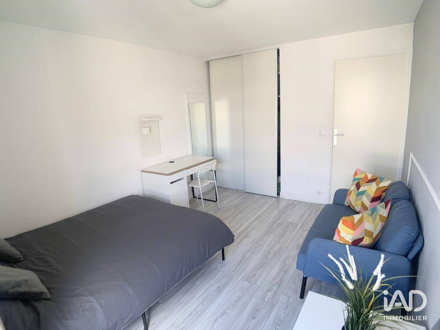 Maison à louer, 20m², COURBEVOIE