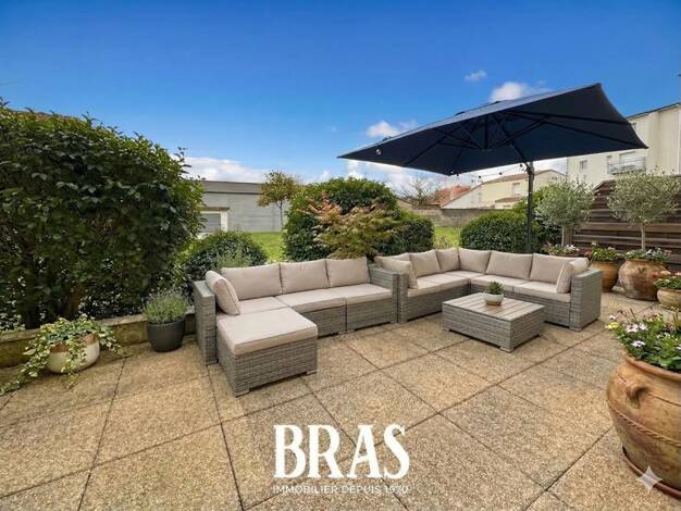 Appartement à vendre 144 000 € 2 pièces 1 chambre 40 m² RDC/4 Lion d'Or-Gilarderie Nantes 44200