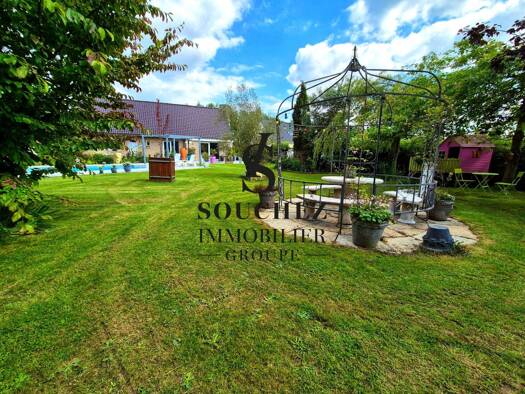 Maison de plain-pied à vendre 428 000 € 6 pièces 3 chambres 137 m² 2 400 m² de terrain Barlin 62620