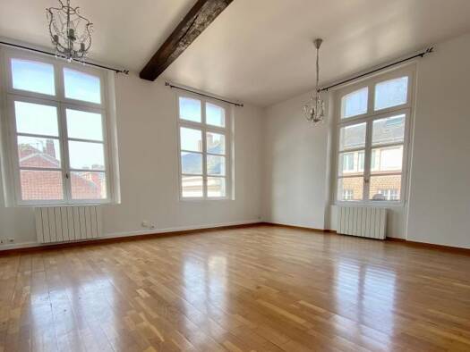 Duplex à louer 770 € 4 pièces 3 chambres 80,5 m² 1er étage Centre Ville-Emonville Abbeville 80100