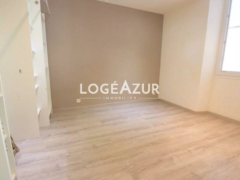 Maison à louer, 48m², VALLAURIS