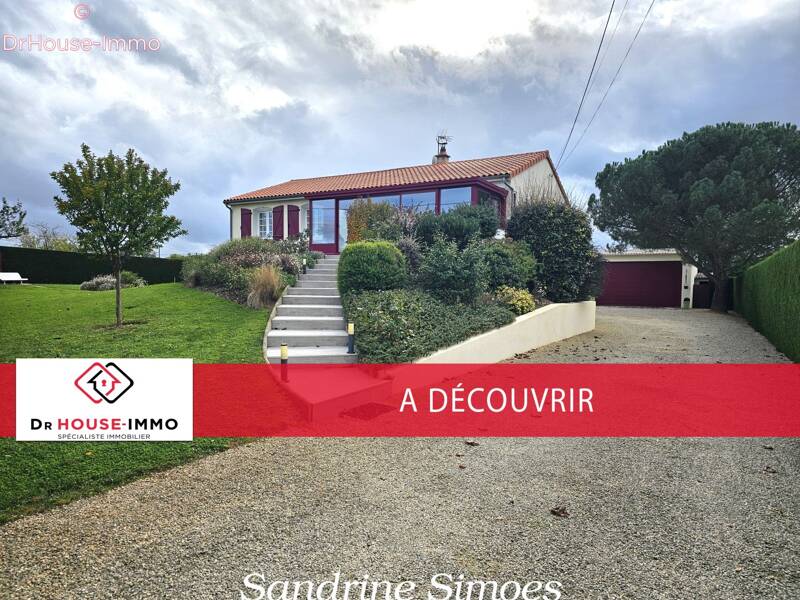Maison à vendre, 132m², LATHUS SAINT REMY