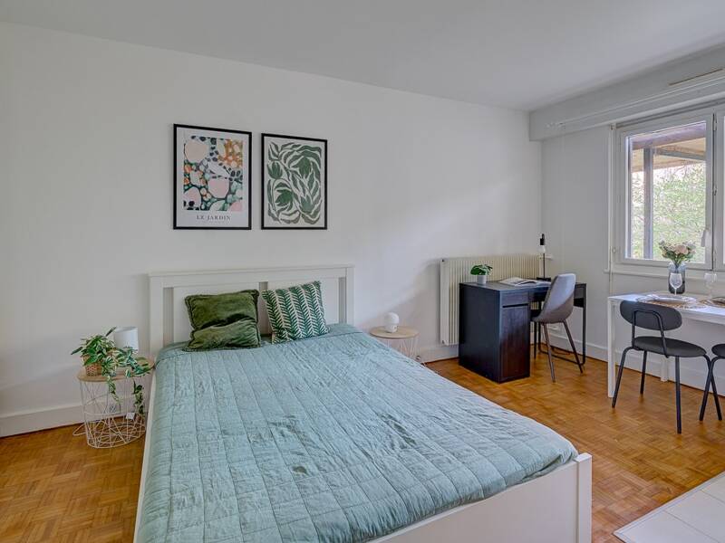 Maison à louer, 22m², PARIS 15E