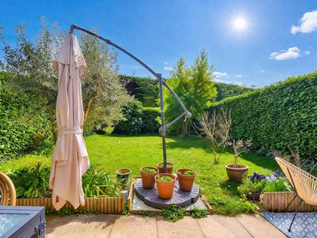 Appartement à vendre 259 000 € 2 pièces 1 chambre 46,4 m² RDC Charlier Écully 69130