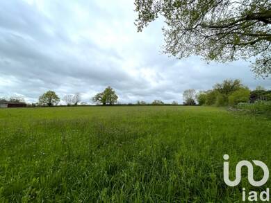 Terrain viabilisé à vendre 106 300 € 10 180 m² de terrain Cours 79220
