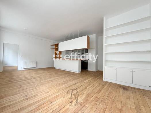 Appartement à vendre 750 000 € 3 pièces 2 chambres 70 m² 2ème étage Aligre-Gare de Lyon Paris 12ème arrondissement 75012