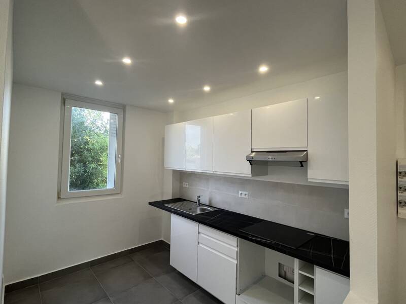 Maison à louer, 39m², VERRIERES LE BUISSON