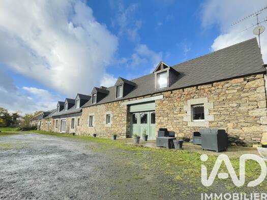 Maison à vendre 397 000 € 8 pièces 4 chambres 234 m² 15 683 m² de terrain Cavan 22140