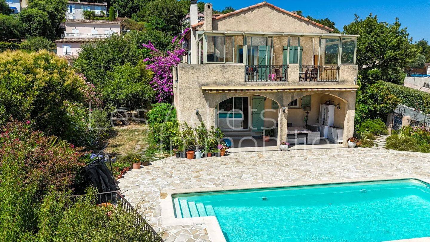 Maison à vendre, 245m², LES ADRETS DE L'ESTEREL