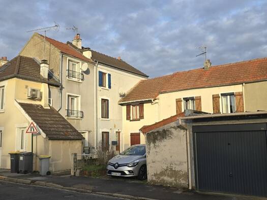 Maison de ville à vendre 199 999 € 4 pièces 3 chambres 88 m² 126 m² de terrain Nord Ouest Mitry-Mory 77290