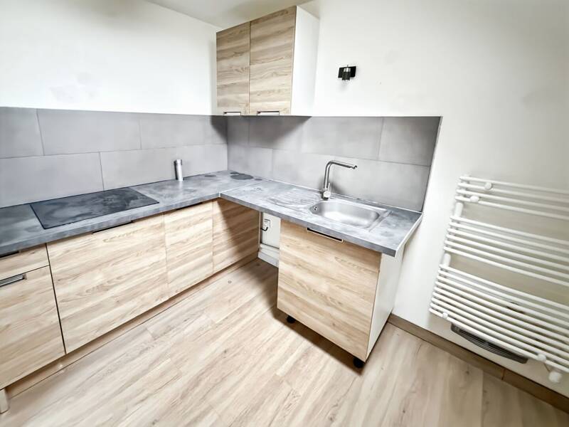 Maison à louer, 40m², AIGREMONT