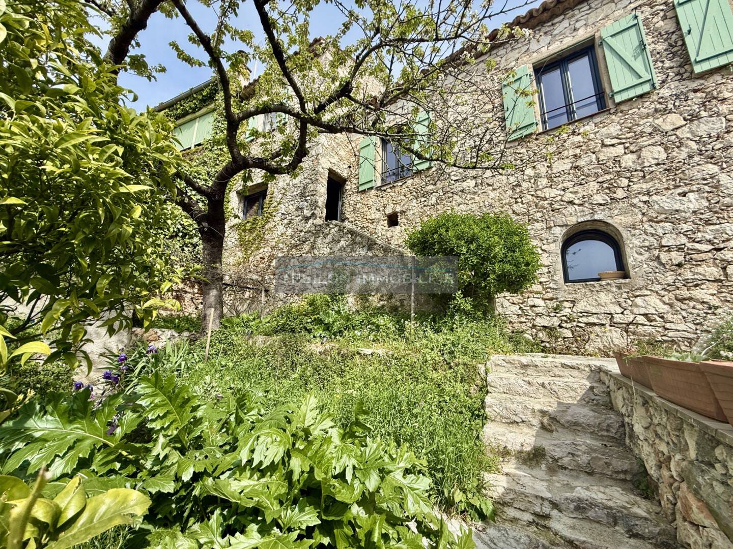 Maison à vendre, 98m², LA TURBIE