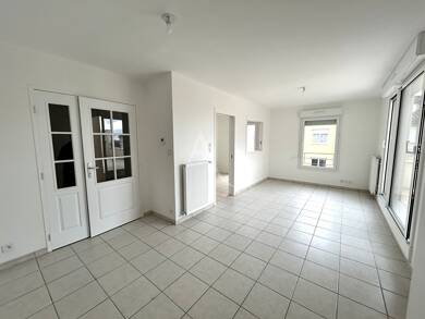 Appartement à vendre 225 000 € 3 pièces 2 chambres 70 m² Dernier étage, Étage 3/3 Macon 71000