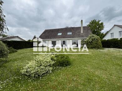 Maison à louer 2 700 € 6 pièces 5 chambres 181,6 m² Haut Vernouillet 78540