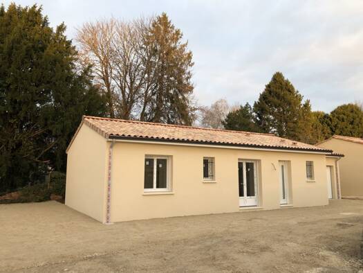 Terrain avec maison neuve à vendre 145 000 € 3 pièces 2 chambres 71 m² 155 m² de terrain Chasseneuil-sur-Bonnieure 16260
