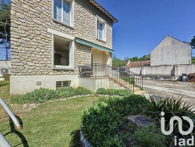 Maison à vendre 320 000 € 5 pièces 3 chambres 99 m² 402 m² de terrain Village Le Mée-sur-Seine 77350