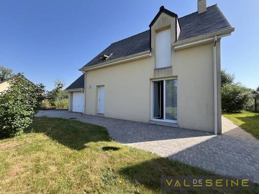 Maison à vendre 249 000 € 4 pièces 3 chambres 90 m² 1 009 m² de terrain La Rue-Saint-Pierre 76690