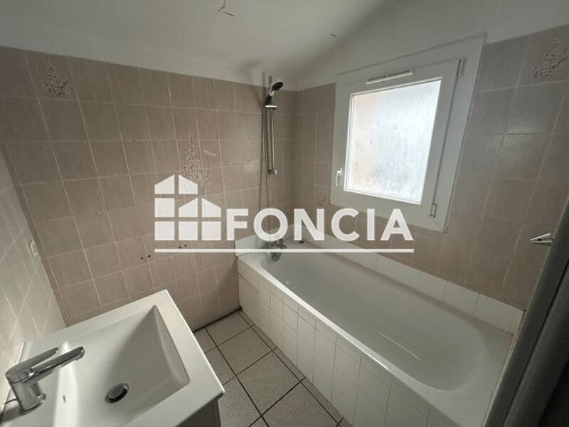 Maison à louer, 78m², LUNEL