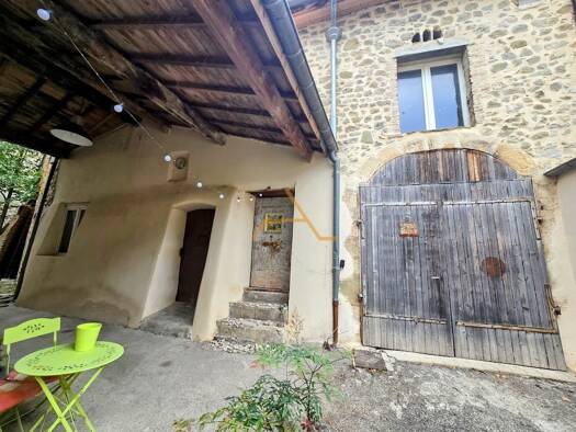 Maison à vendre 90 000 € 1 chambre 175 m² Puy-Saint-Martin 26450