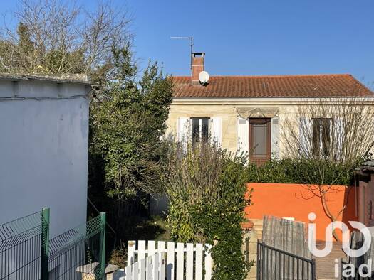 Immeuble à vendre 75 000 € 30 m² Cenon 33150