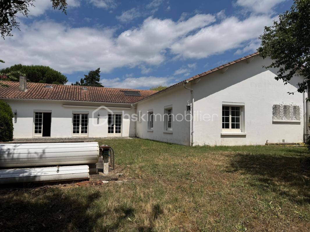 Maison à vendre, 224m², SAINT SEURIN SUR L'ISLE